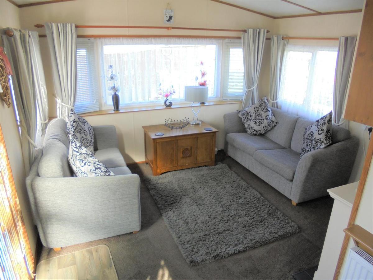 6 Berth Central Heated On The Chase Ingoldmells Extérieur photo