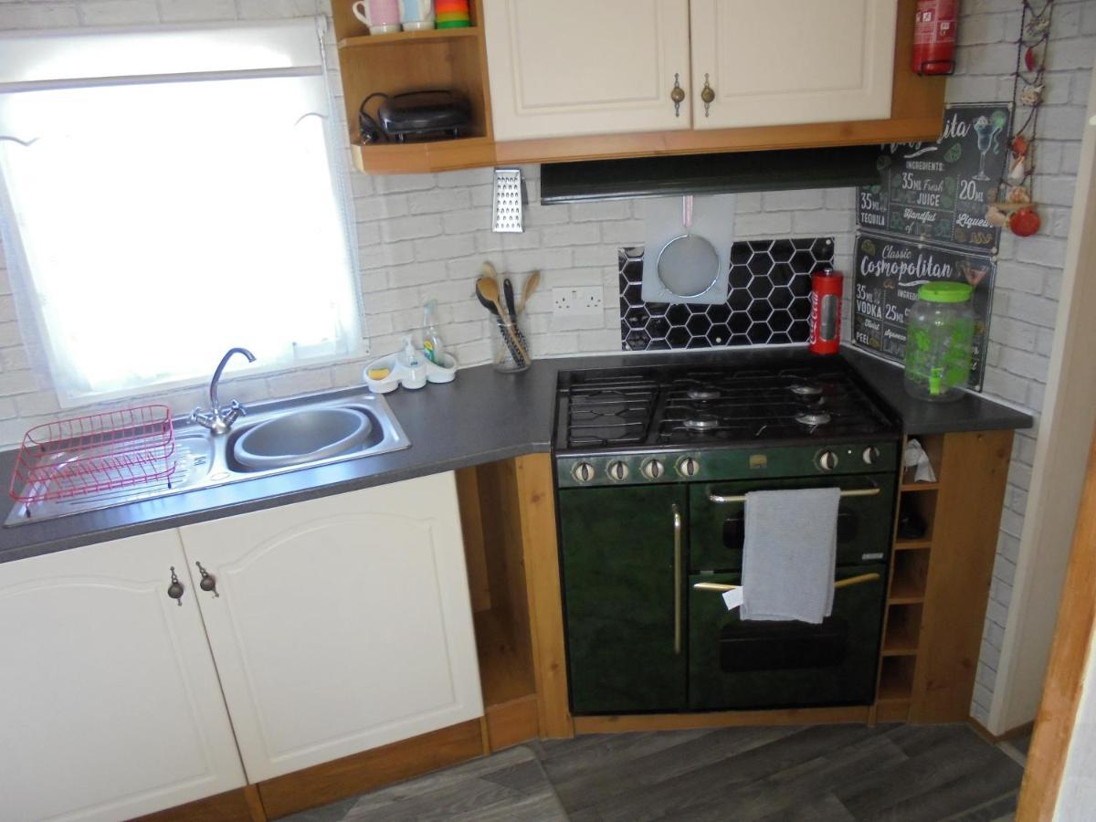 6 Berth Central Heated On The Chase Ingoldmells Extérieur photo