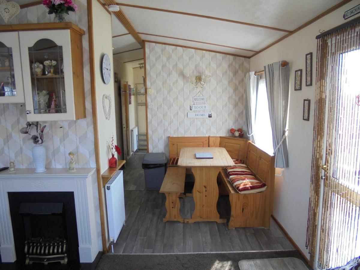 6 Berth Central Heated On The Chase Ingoldmells Extérieur photo