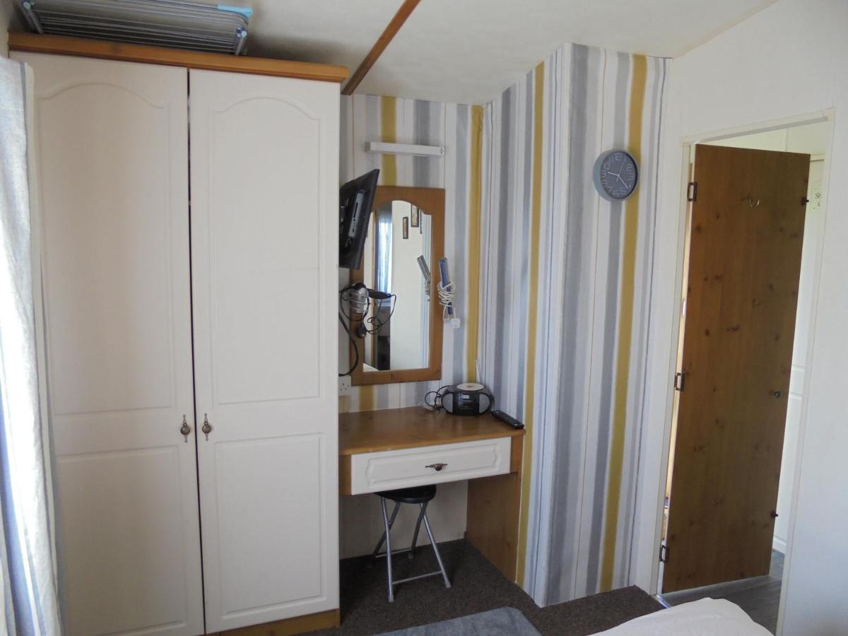 6 Berth Central Heated On The Chase Ingoldmells Extérieur photo